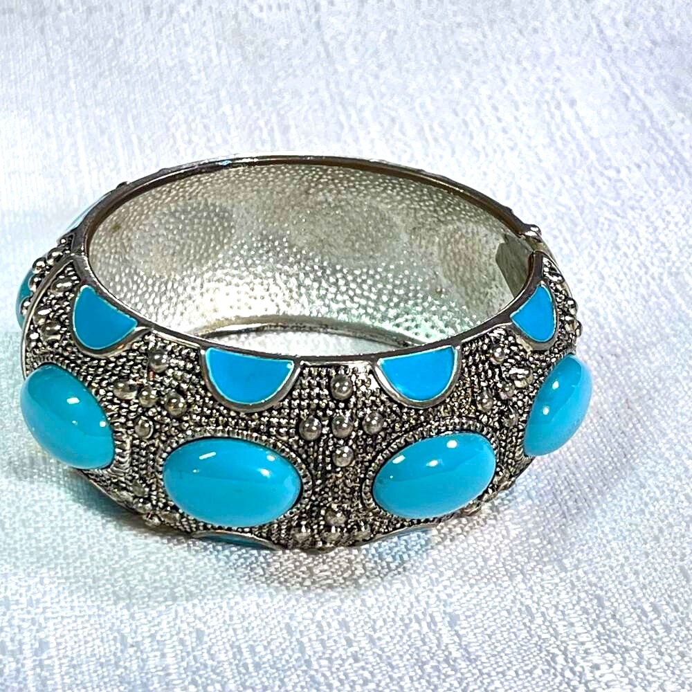 Vintage Southwestern Style Wide Silvertone Bangle Bracelet w/ Faux Turquoise